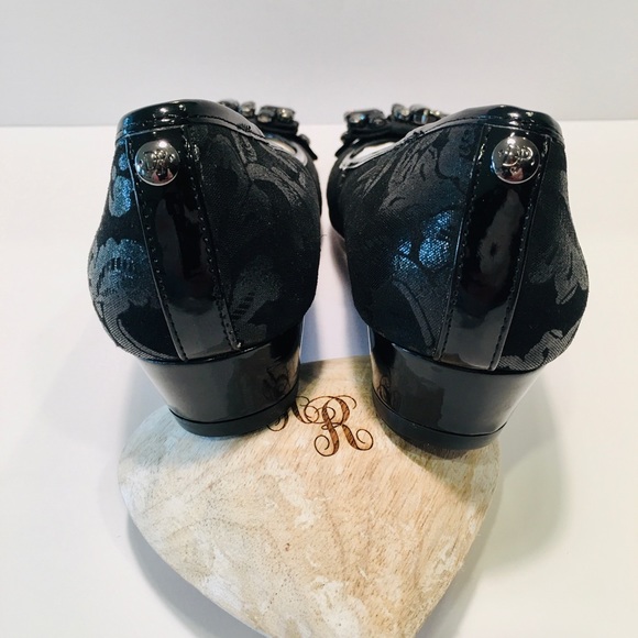 DONALD J PLINER WEDGE HEEL SIZE 7M - Picture 6 of 7